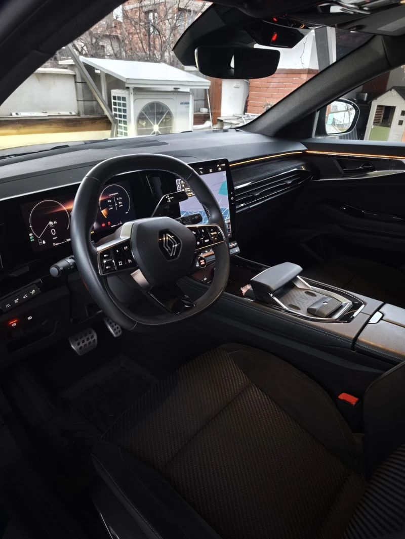 Renault Austral, снимка 6 - Автомобили и джипове - 53431251