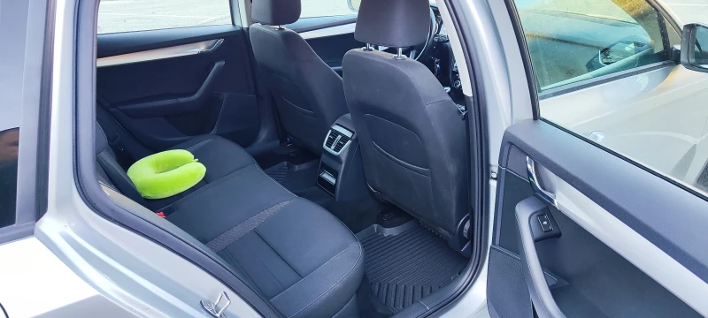 Skoda Octavia 1.6 TDI, снимка 8 - Автомобили и джипове - 53490766