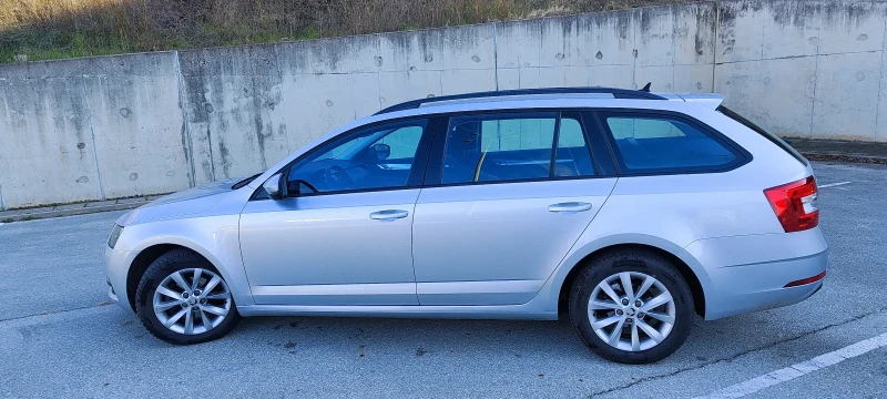 Skoda Octavia 1.6 TDI, снимка 4 - Автомобили и джипове - 53490766