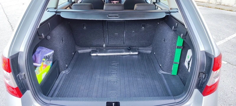 Skoda Octavia 1.6 TDI, снимка 9 - Автомобили и джипове - 53490766