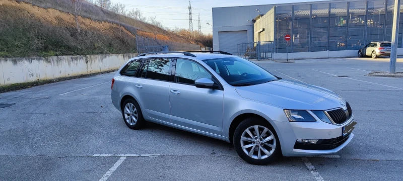 Skoda Octavia 1.6 TDI, снимка 5 - Автомобили и джипове - 53490766