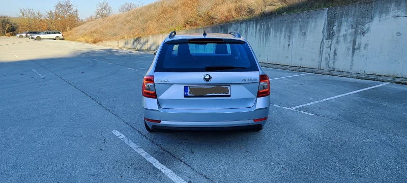 Skoda Octavia 1.6 TDI, снимка 3 - Автомобили и джипове - 53490766