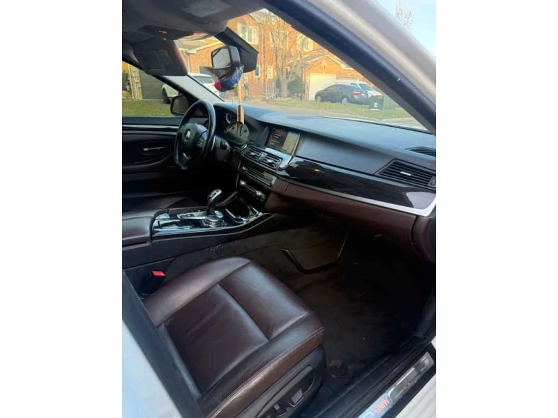 BMW 535 * 4dr Sdn 535d xDrive AWD * CARFAX * ЦЕНА ДО БГ, снимка 7 - Автомобили и джипове - 53529219