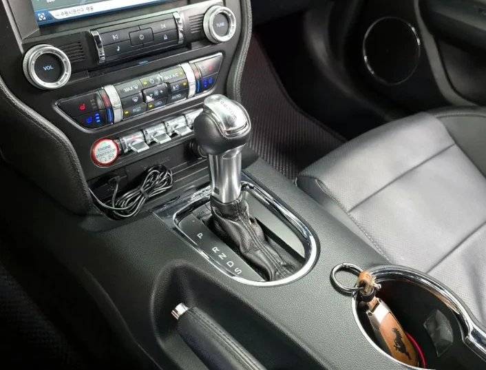 Ford Mustang Coupe 3.7 V6 | Mobile.bg   15