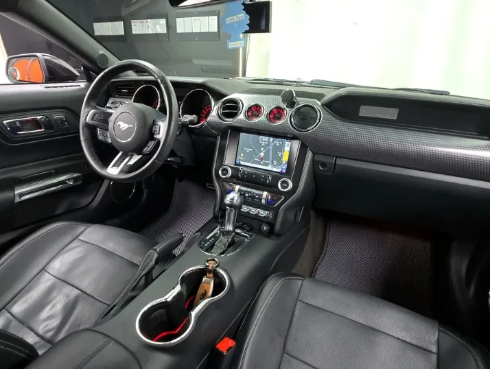 Ford Mustang Coupe 3.7 V6 - изображение 7