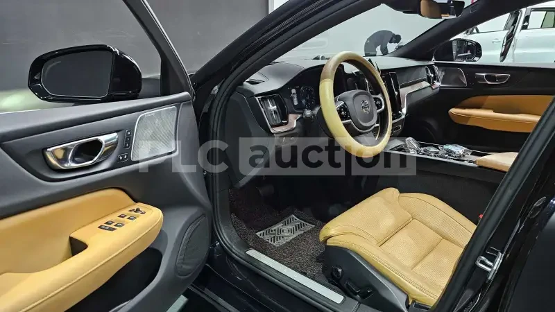 Volvo S60 B5| HEAD-UP| DISTRONIC| ОБДУХ| ВКЛЮЧЕН ТЕХНОТЕСТ, снимка 6 - Автомобили и джипове - 54331679
