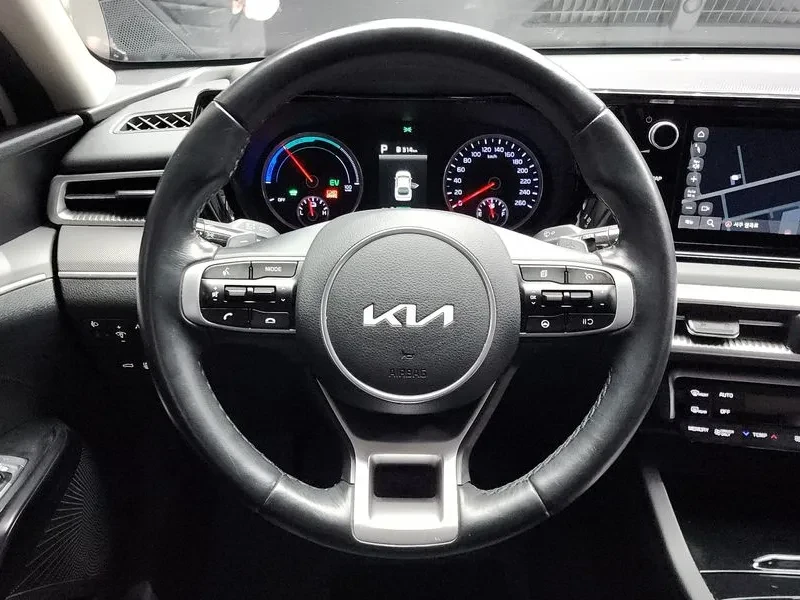 Kia K5 Hybrid 3Rd Generation Trendy, снимка 13 - Автомобили и джипове - 56355548