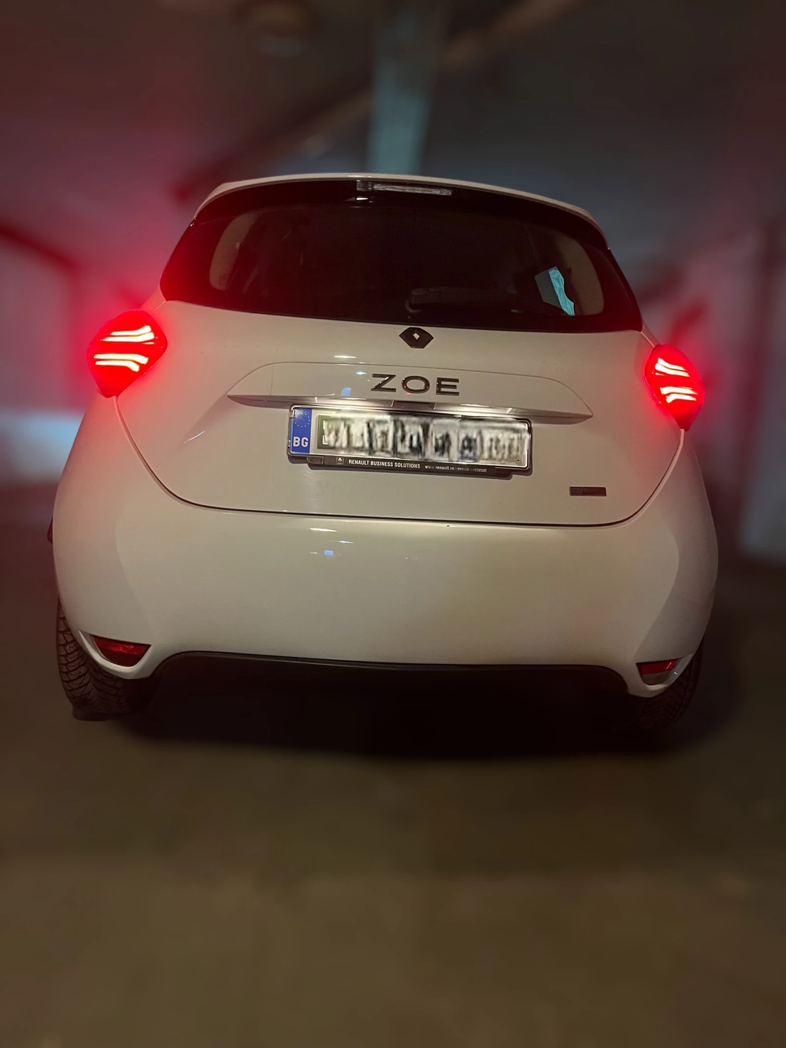 Renault Zoe  - изображение 6