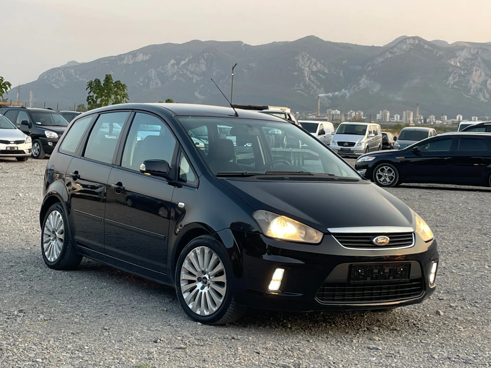 Ford C-max 1.6TDCi 90к.с * Климатроник*  - [1] 