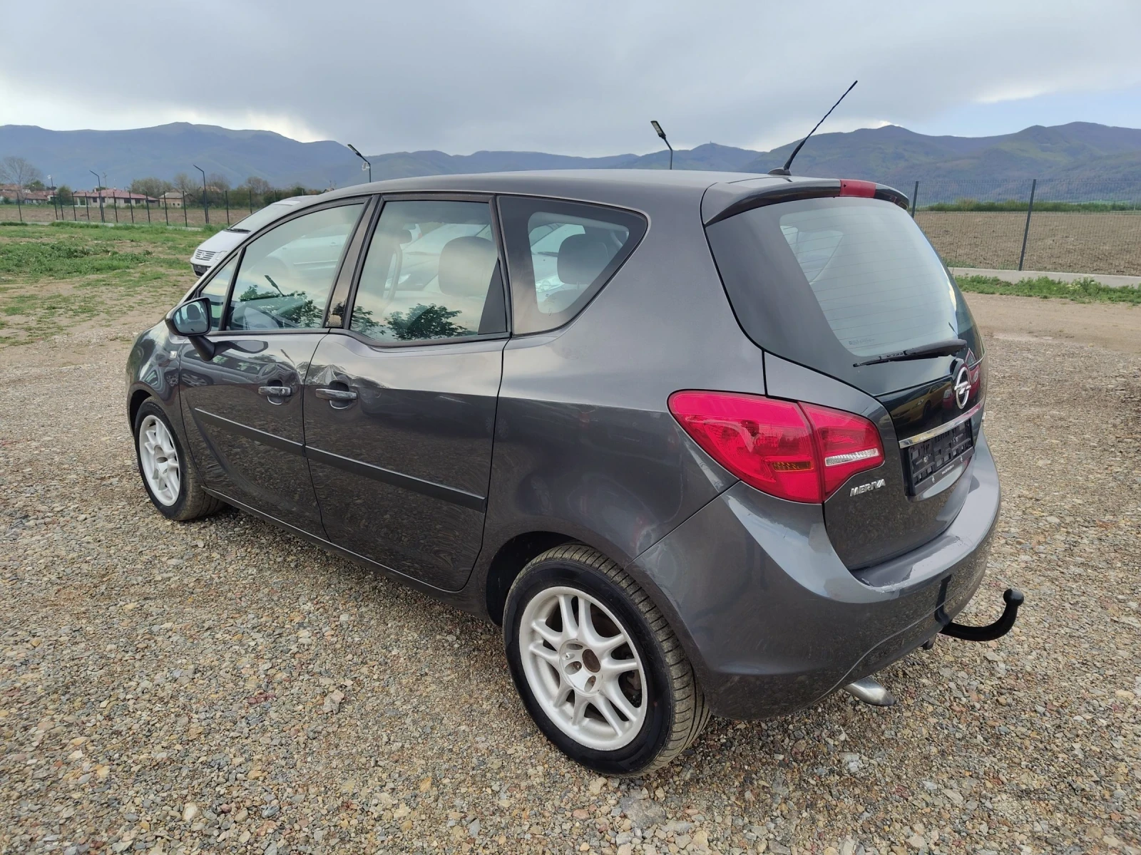 Opel Meriva 1.7CDTI AUTOMATIC TRANSMISSION  - изображение 4