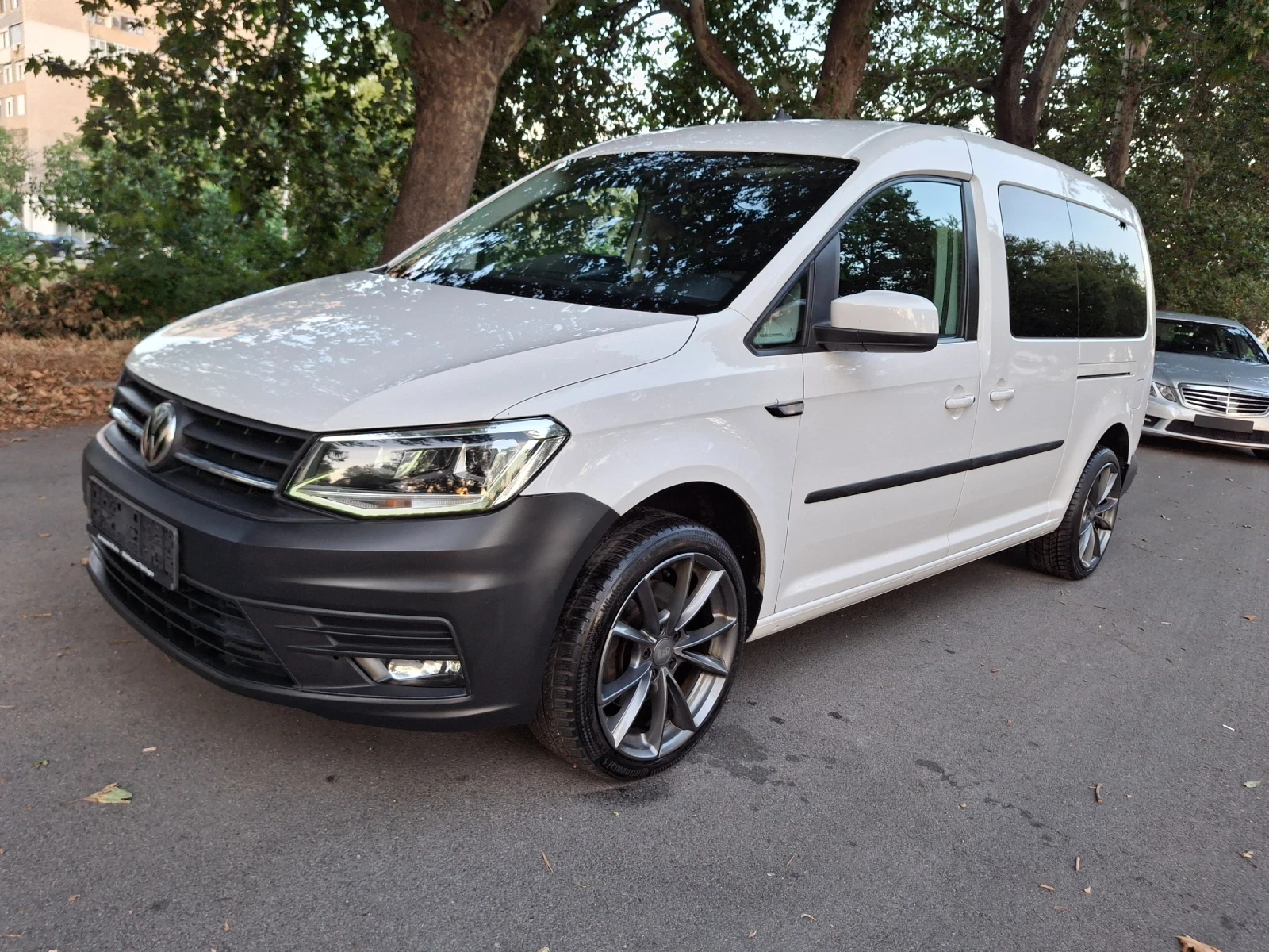 VW Caddy Vw 2.0TDI 150kc 7 Mesta  - изображение 10