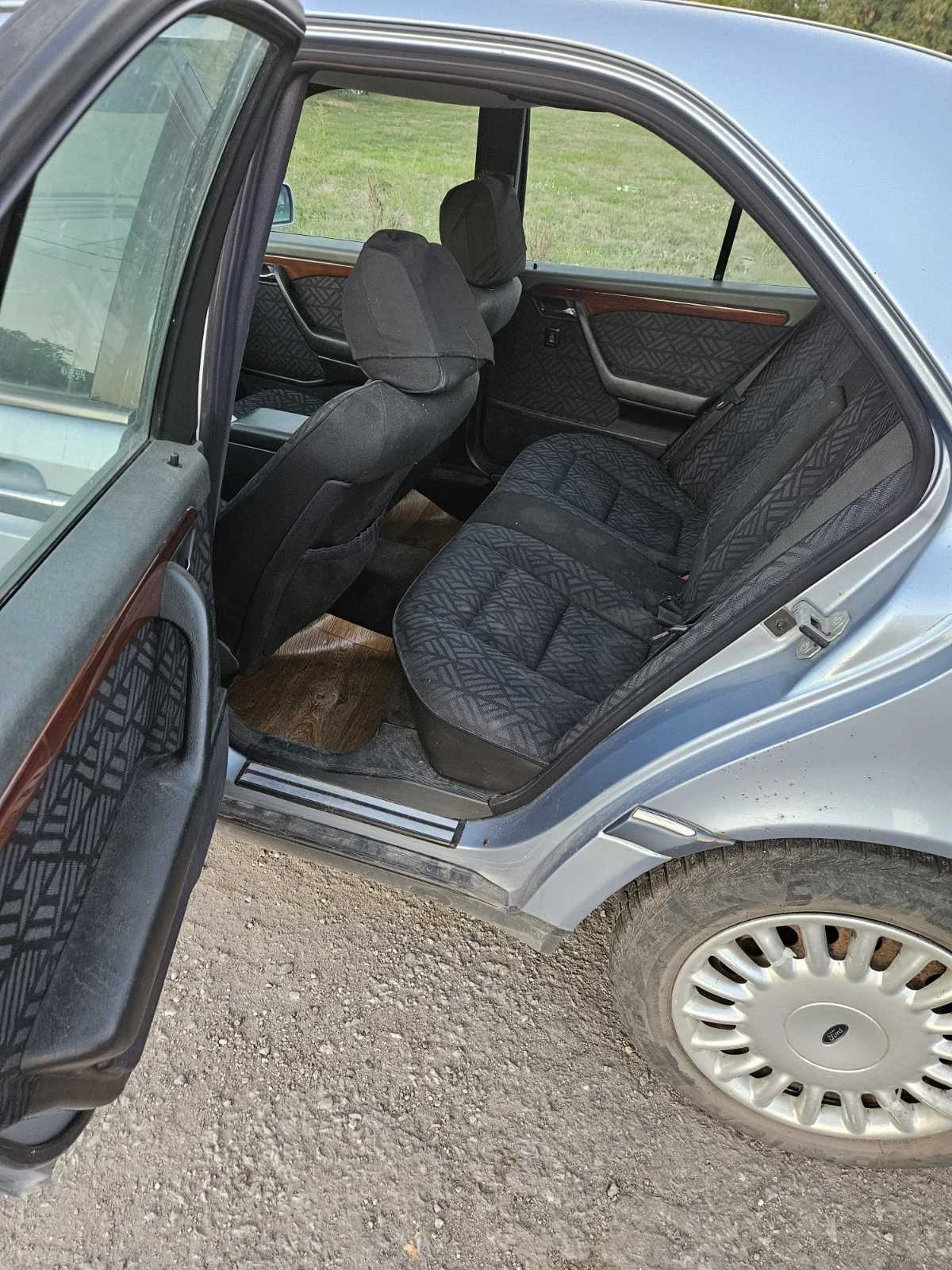 Mercedes-Benz C 180 Газова уредба - изображение 7