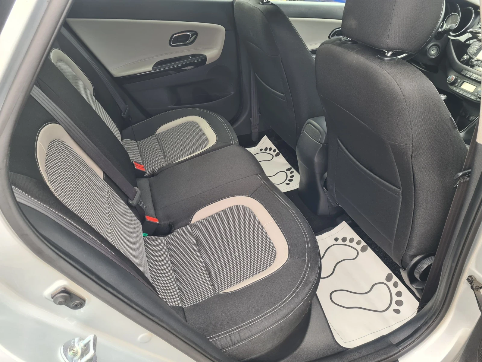 Kia Ceed 1.6CRDi 110p.s  | Mobile.bg   12