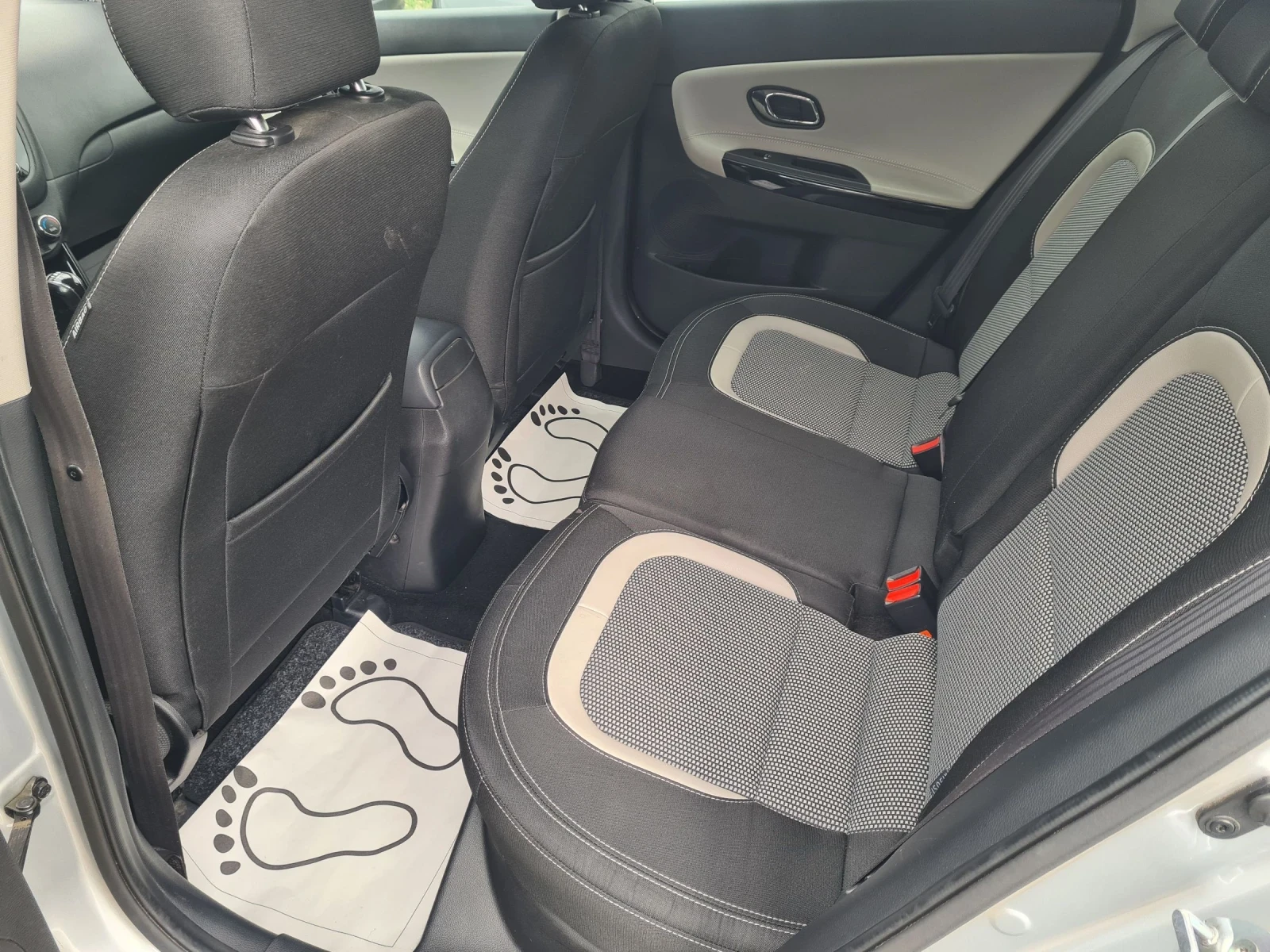 Kia Ceed 1.6CRDi 110p.s  - изображение 10