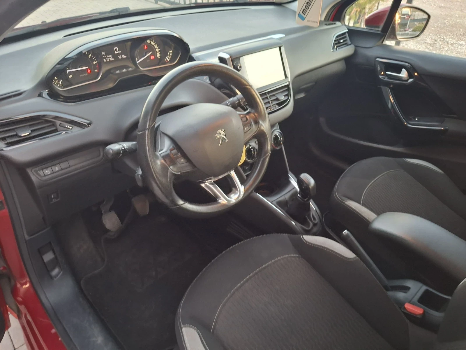 Peugeot 208 1.2benzin * euro6 * COC  * * TOP | Mobile.bg   13