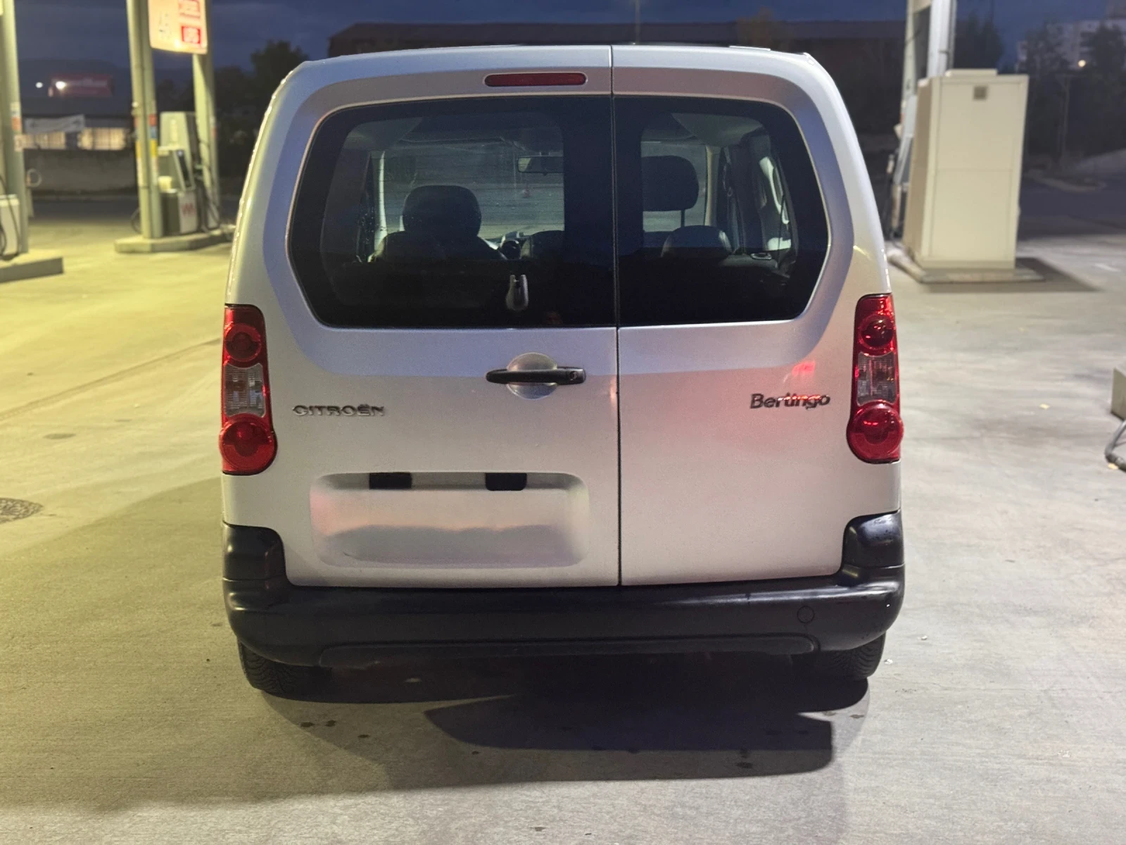 Citroen Berlingo Citroen Berlingo 1.6 HDI  ТОП СЪСТОЯНИЕ - изображение 7