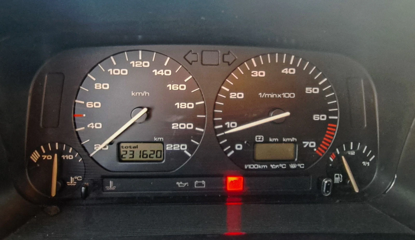 VW Golf 2.0 бензин (115 к.с.) Предно (FWD)  - изображение 7