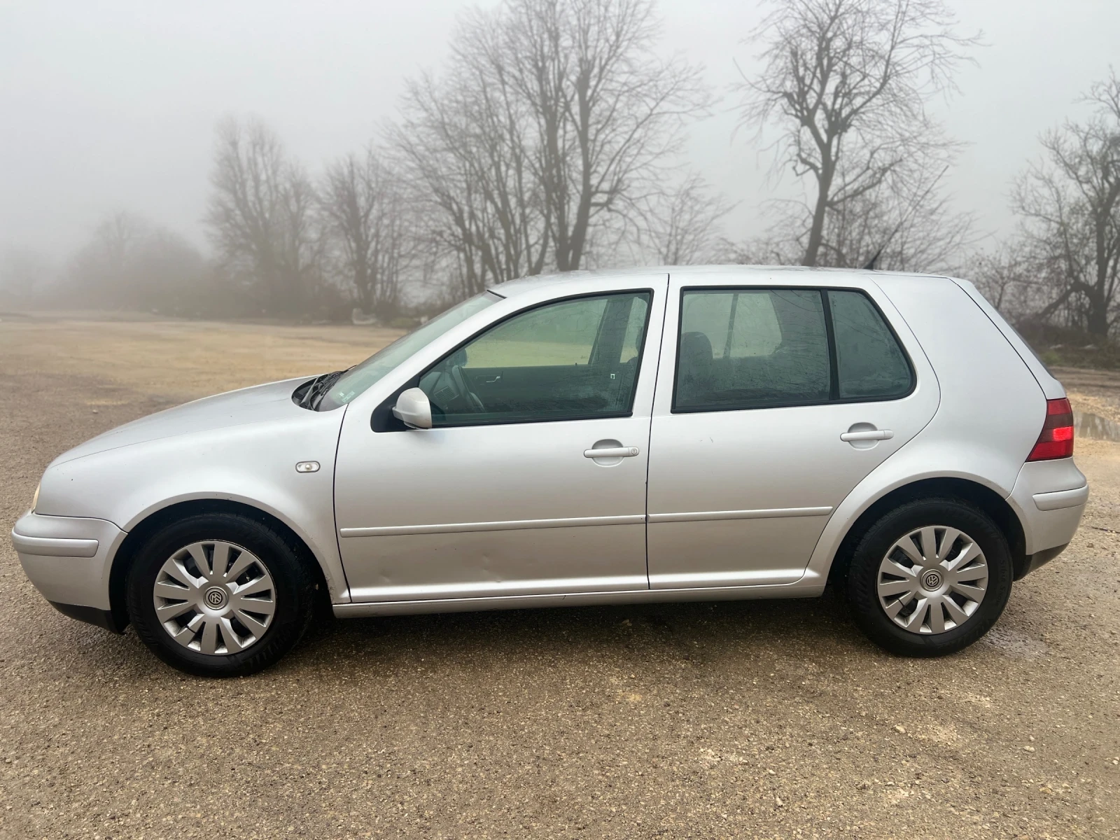 VW Golf 1.6 - изображение 4