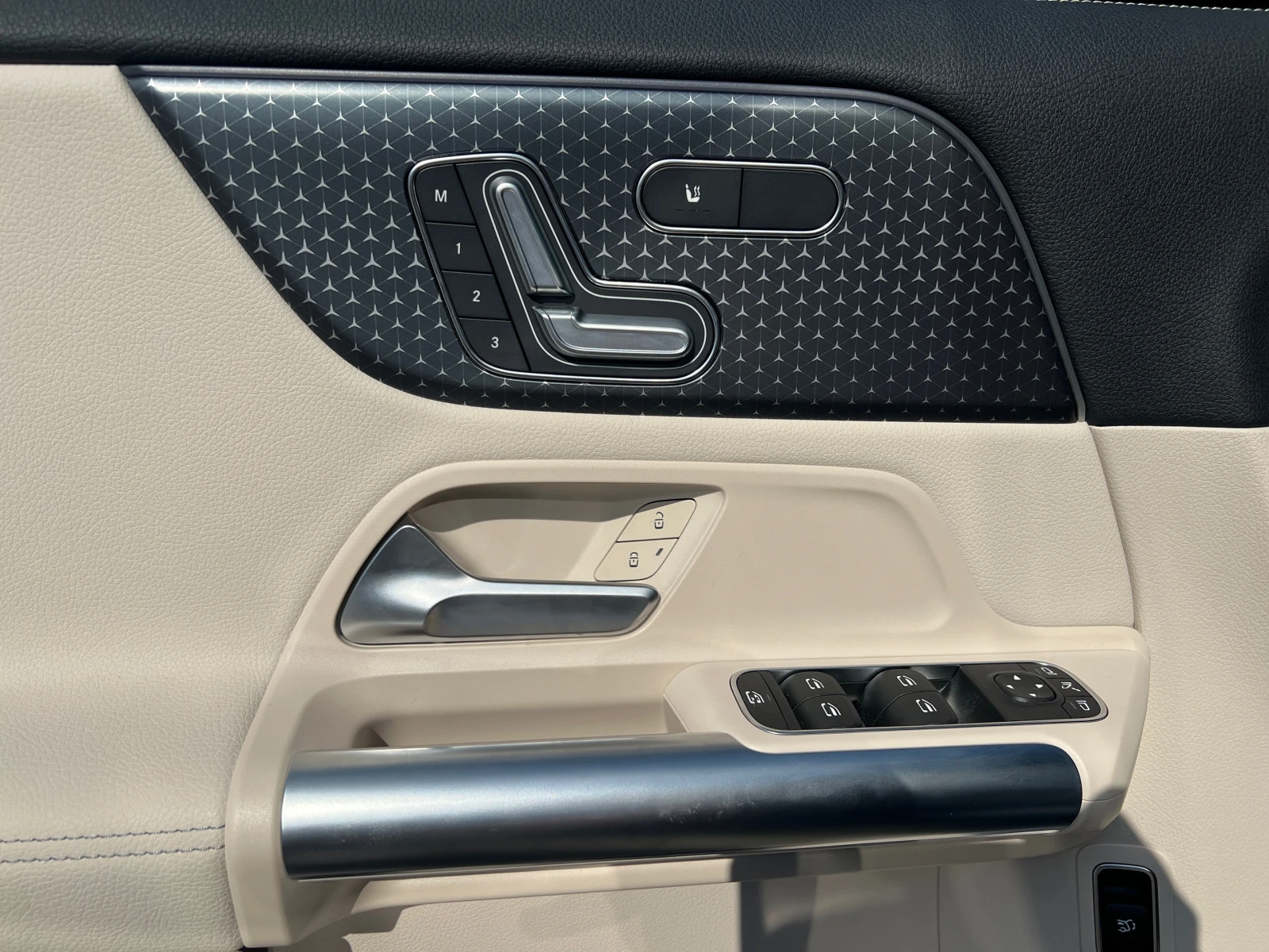 Mercedes-Benz GLA 180 | Mobile.bg � ����������� 10