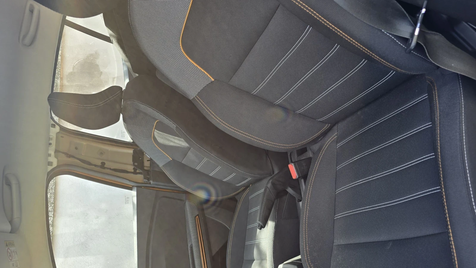 Dacia Sandero, снимка 11 - Автомобили и джипове - 54009243