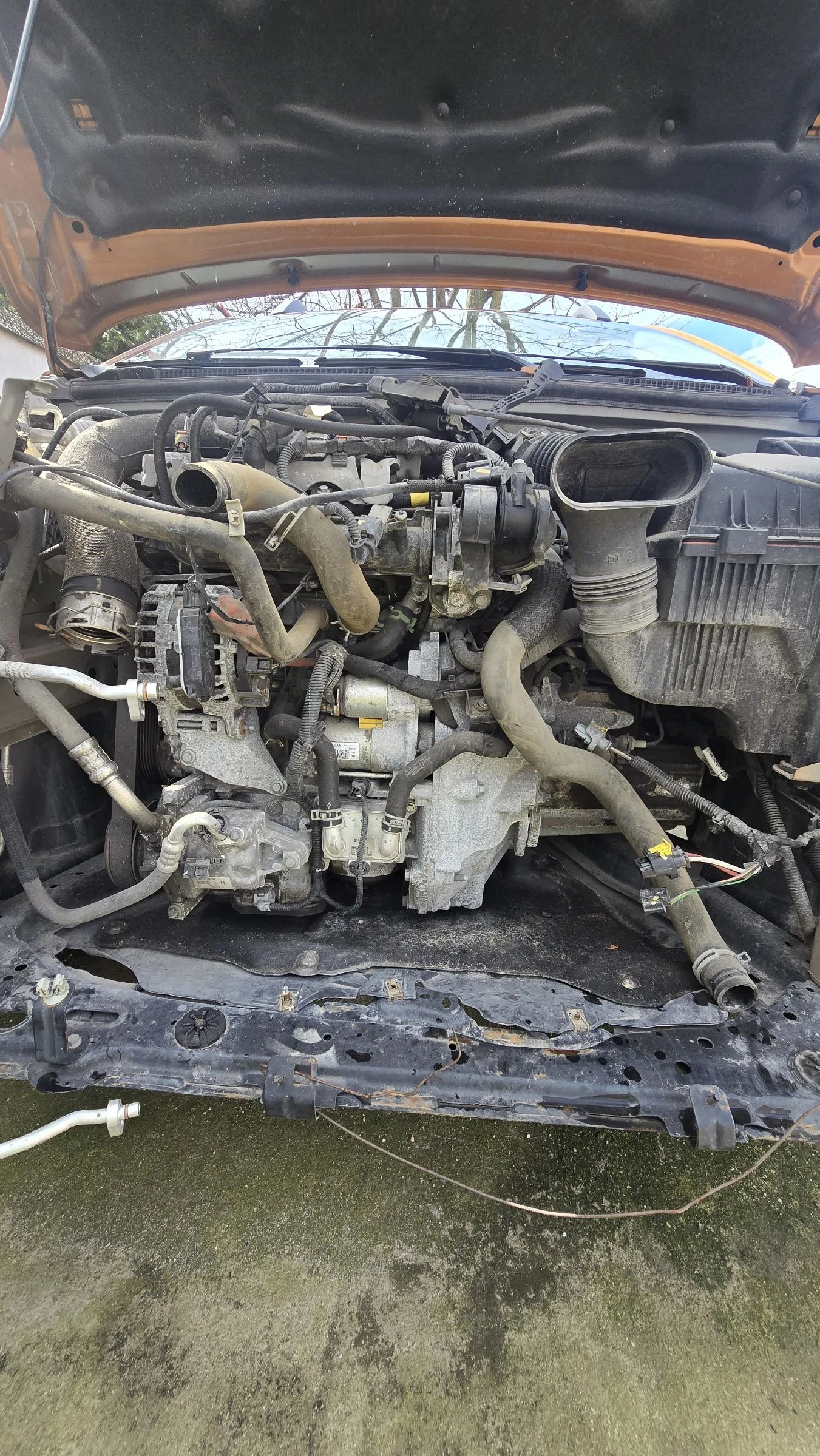 Dacia Sandero, снимка 6 - Автомобили и джипове - 54009243