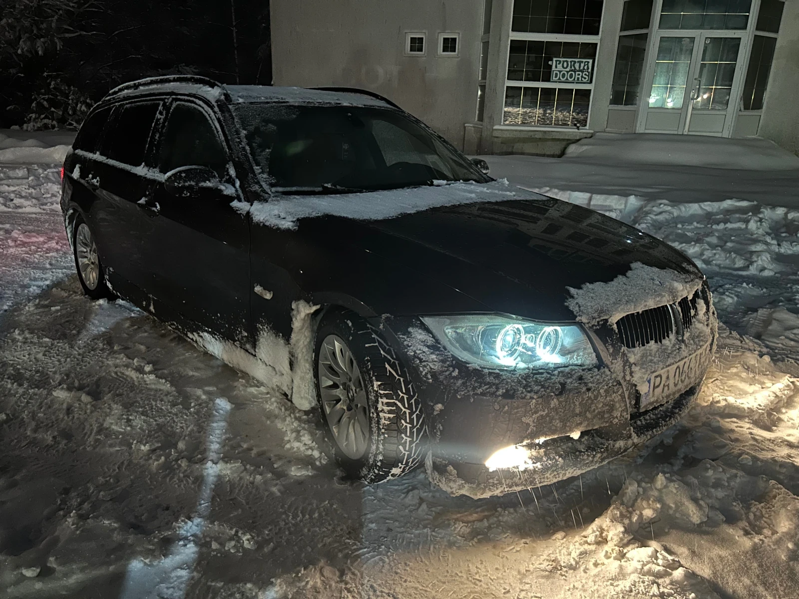 BMW 320 320d, снимка 3 - Автомобили и джипове - 54099017