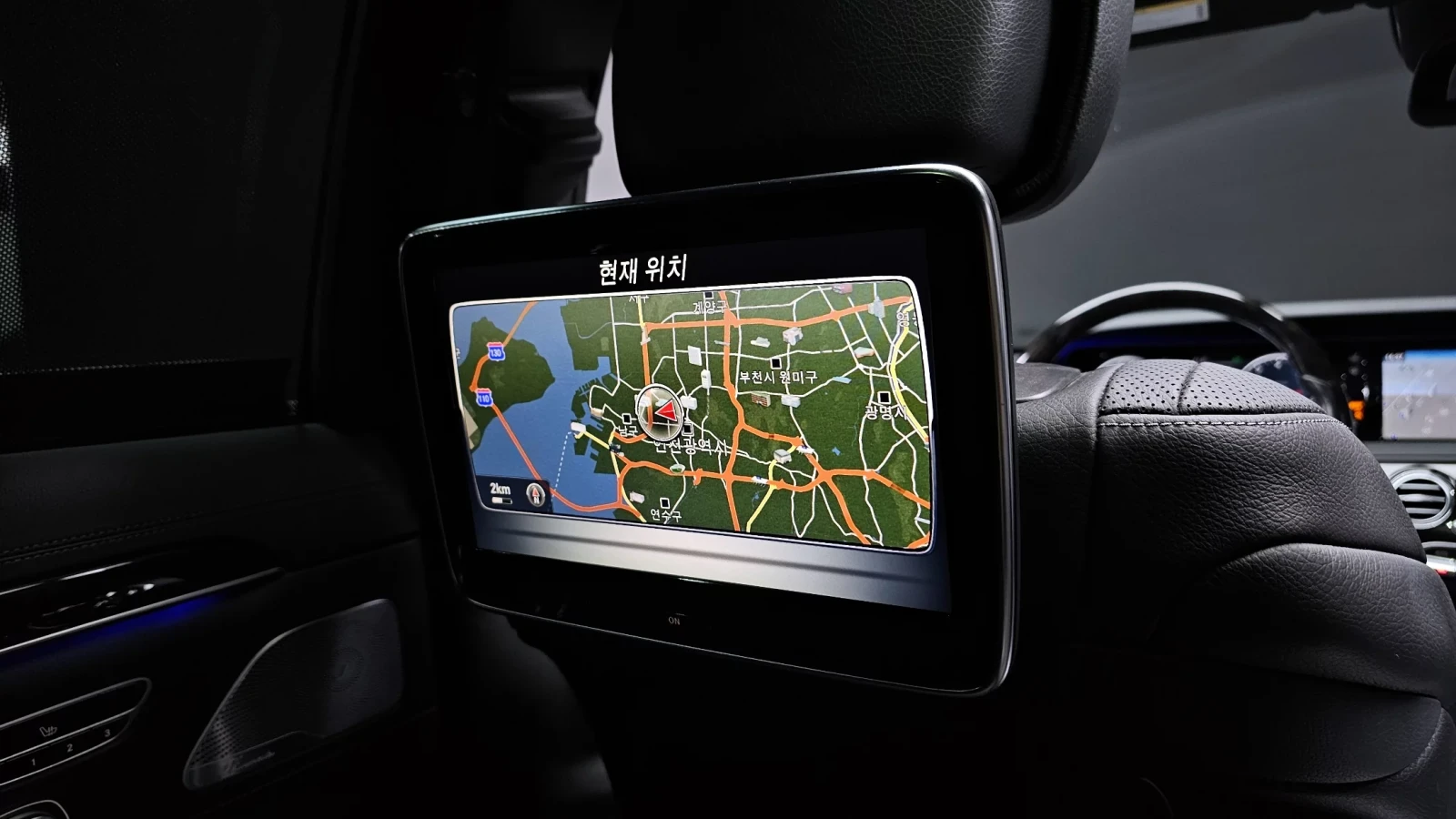 Mercedes-Benz S 400 63 AMG LOOK* TV* ОБДУХ* 360* DISTRONIK* КРАЙНА ЦЕН, снимка 16 - Автомобили и джипове - 54168715