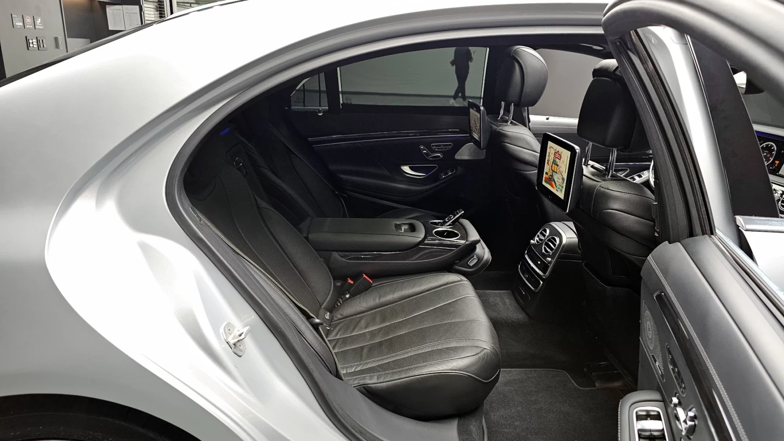 Mercedes-Benz S 400 63 AMG LOOK* TV* ОБДУХ* 360* DISTRONIK* КРАЙНА ЦЕН, снимка 15 - Автомобили и джипове - 54168715