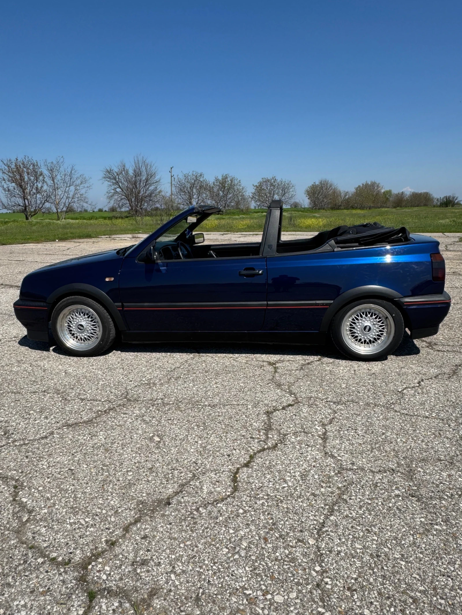 VW Golf 1.6 100к.с.??, снимка 3 - Автомобили и джипове - 54243633