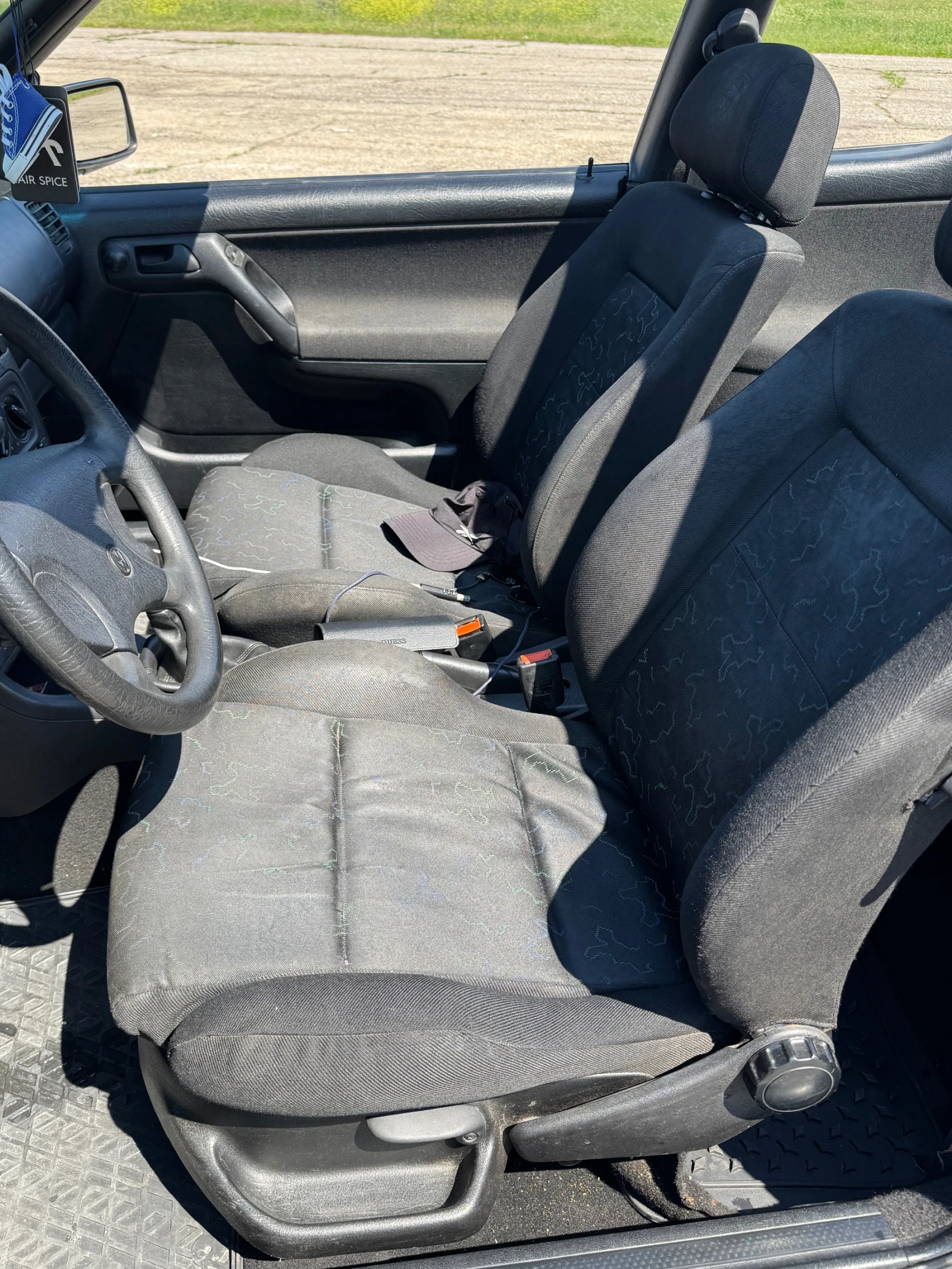 VW Golf 1.6 100к.с.??, снимка 12 - Автомобили и джипове - 54243633