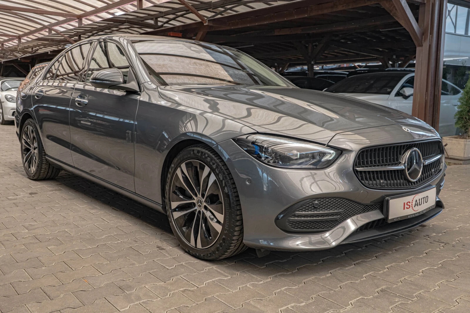 Mercedes-Benz C 300 d/Business/Панорама/Night Paket/Камера/Dynamic Sel, снимка 2 - Автомобили и джипове - 54673969