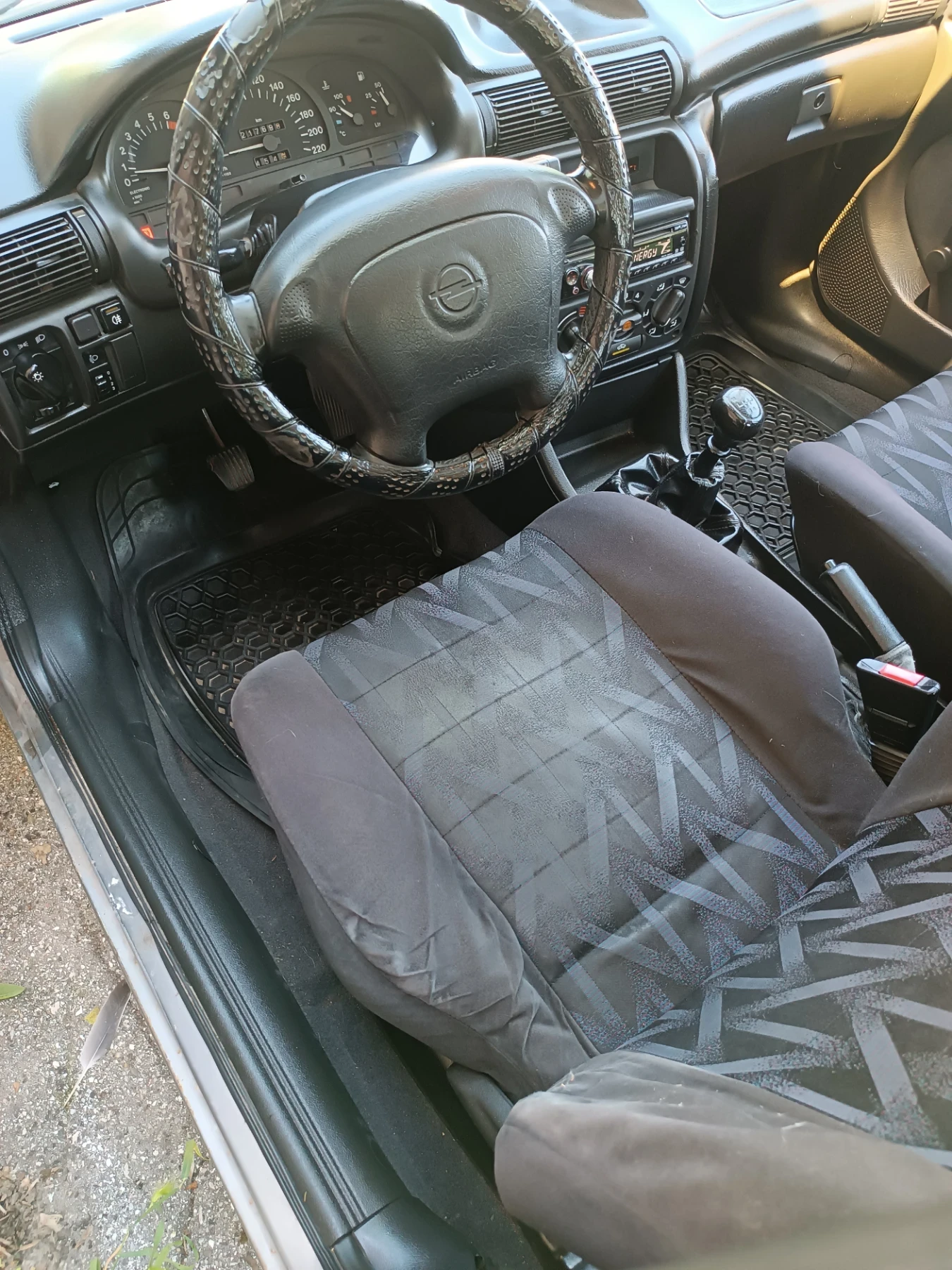 Opel Astra 1.6 ������ 75�.�. | Mobile.bg � ����������� 9