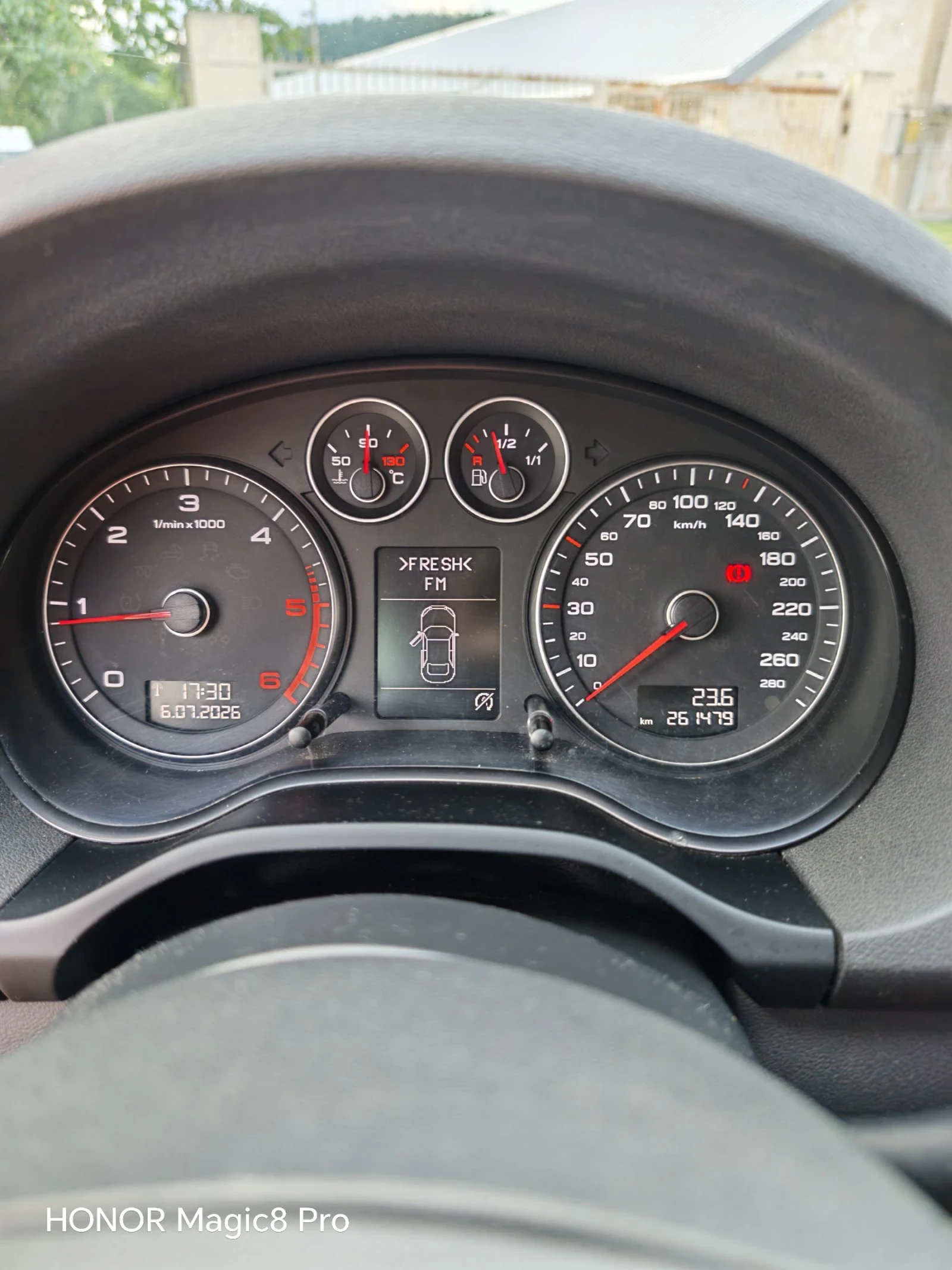 Audi A3 1.6 cdi, снимка 7 - Автомобили и джипове - 55179719