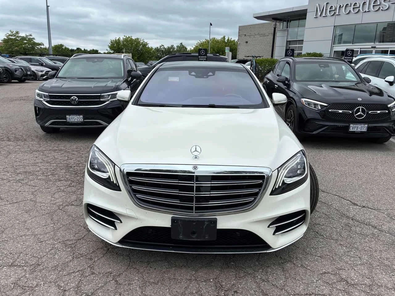 Mercedes-Benz S 560 4MATIC/ОБДУХВАНЕ/ПАНОРАМА/360/OT MERCEDES, снимка 2 - Автомобили и джипове - 55193444