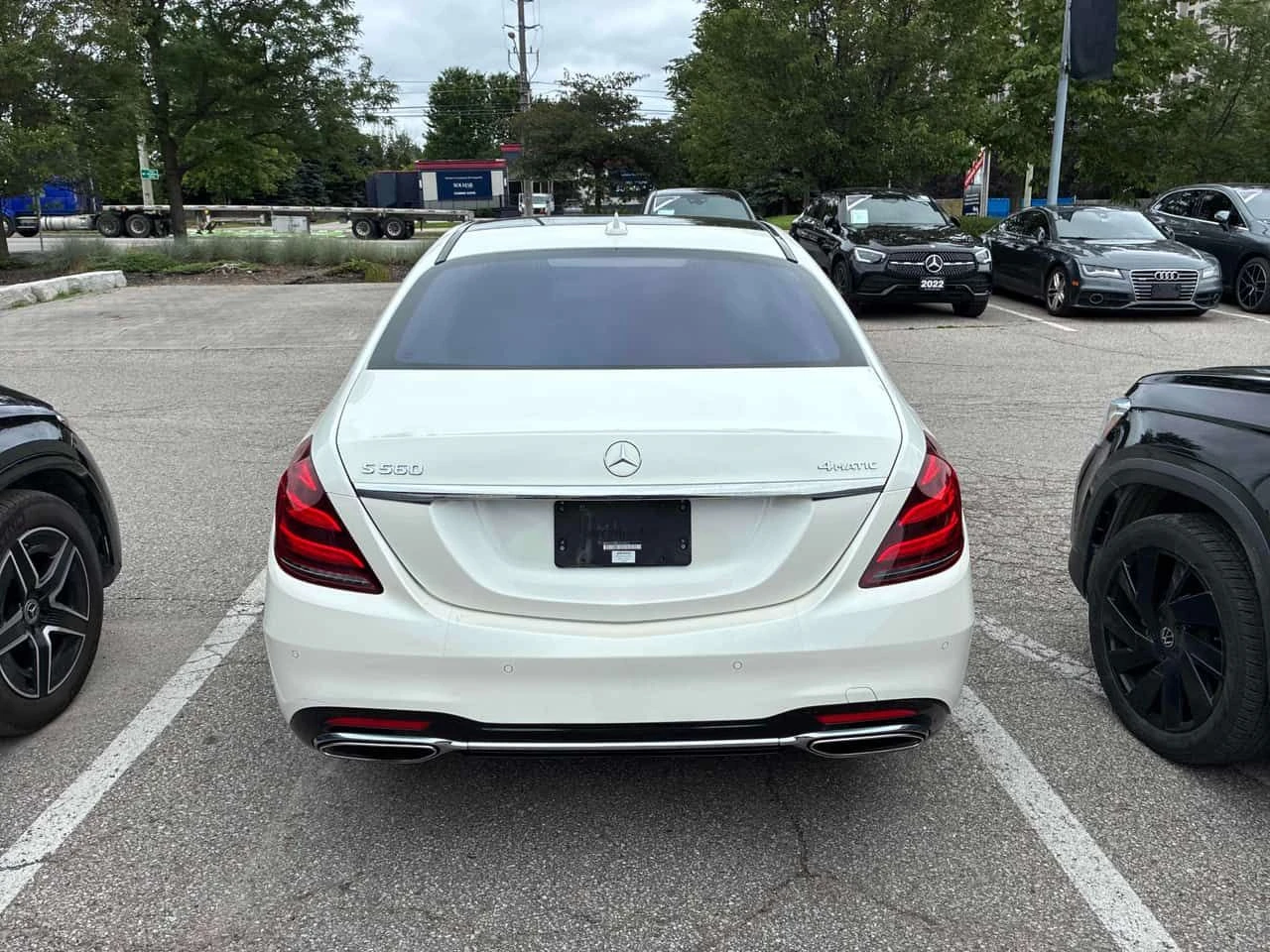 Mercedes-Benz S 560 4MATIC/ОБДУХВАНЕ/ПАНОРАМА/360/OT MERCEDES, снимка 5 - Автомобили и джипове - 55193444