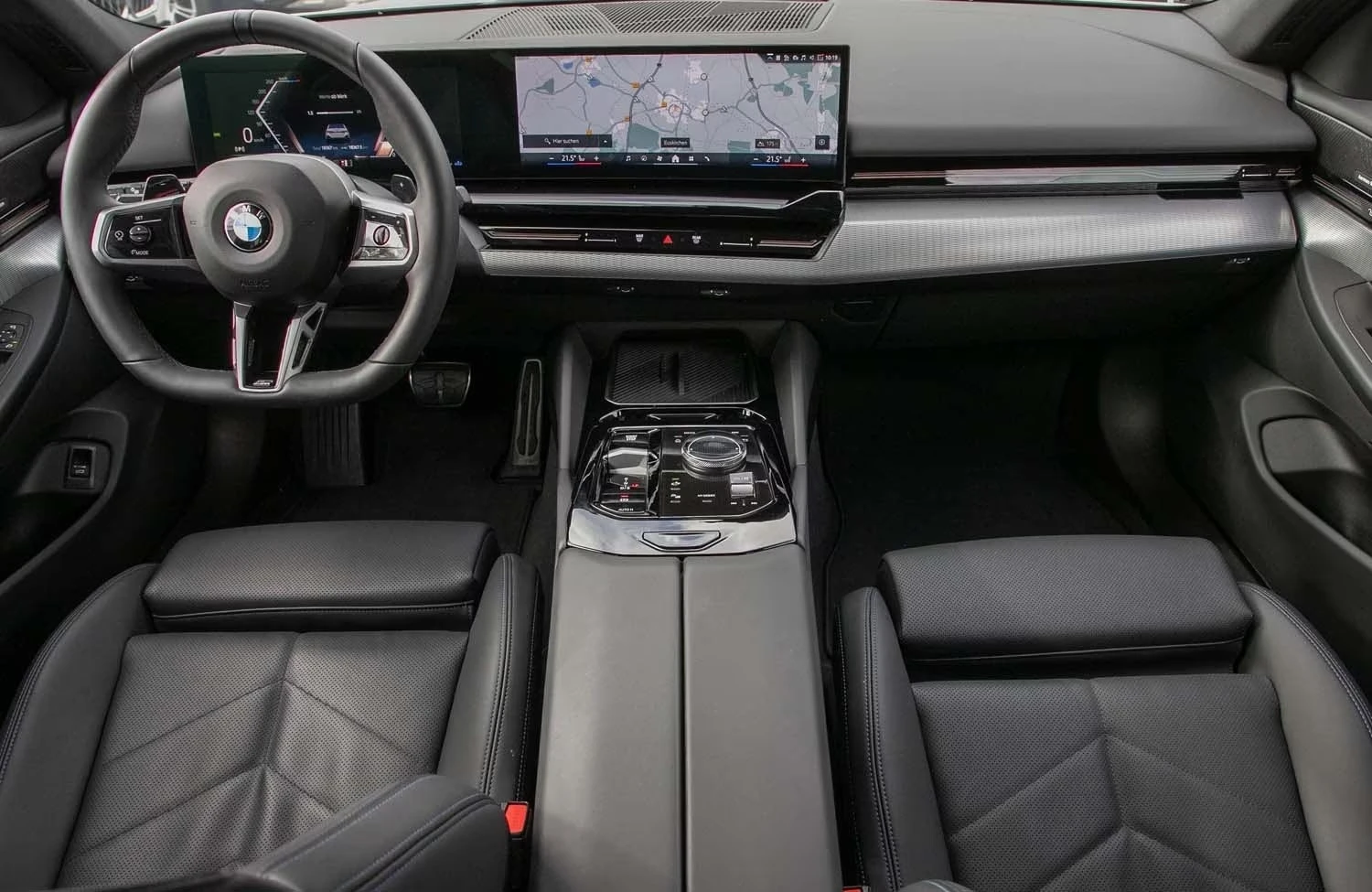 BMW 520 d M Sport/HARMAN KARDON/INDIVIDUAL, снимка 6 - Автомобили и джипове - 55263179