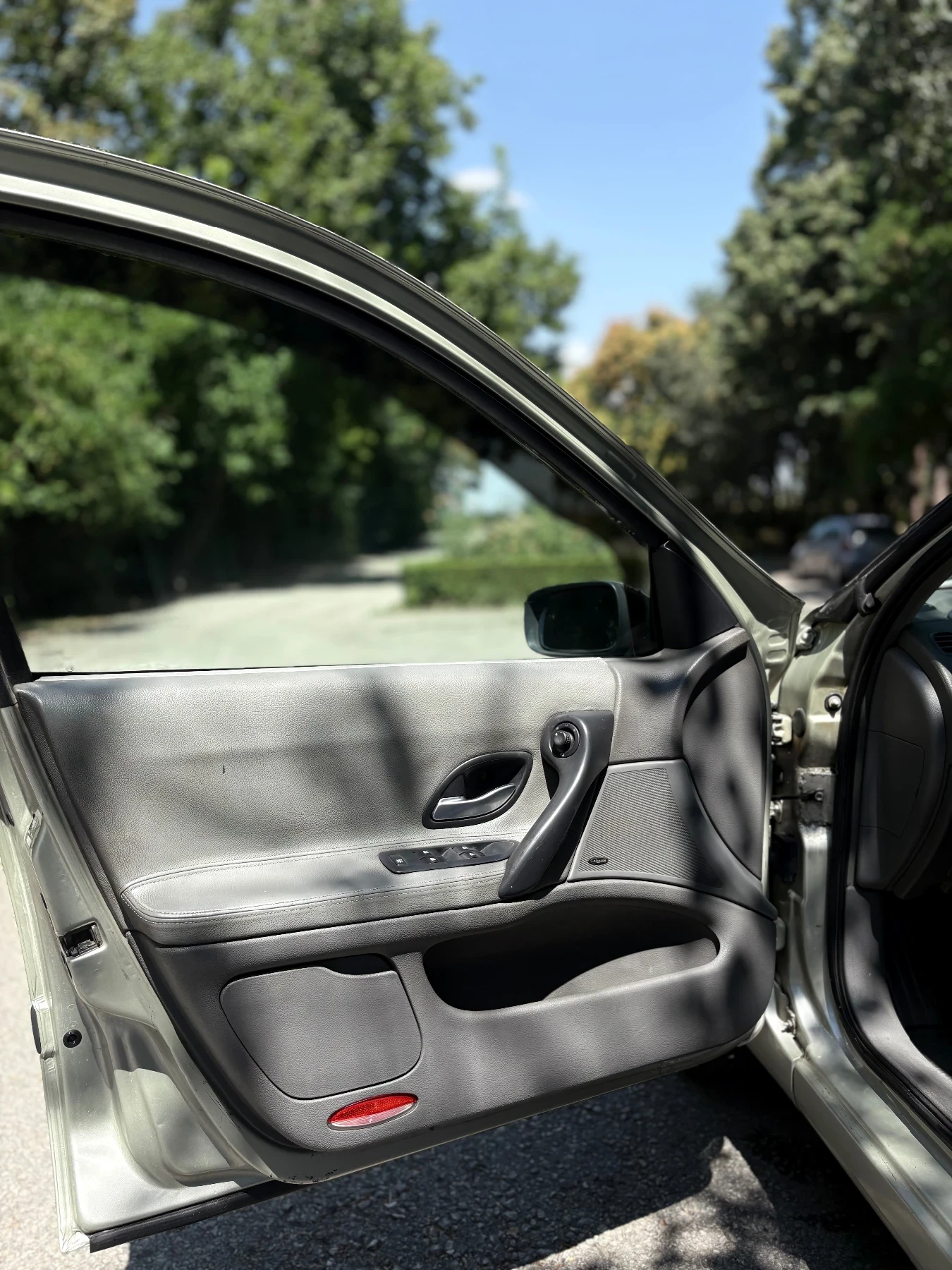 Renault Laguna 1.8 16V, снимка 10 - Автомобили и джипове - 55618496