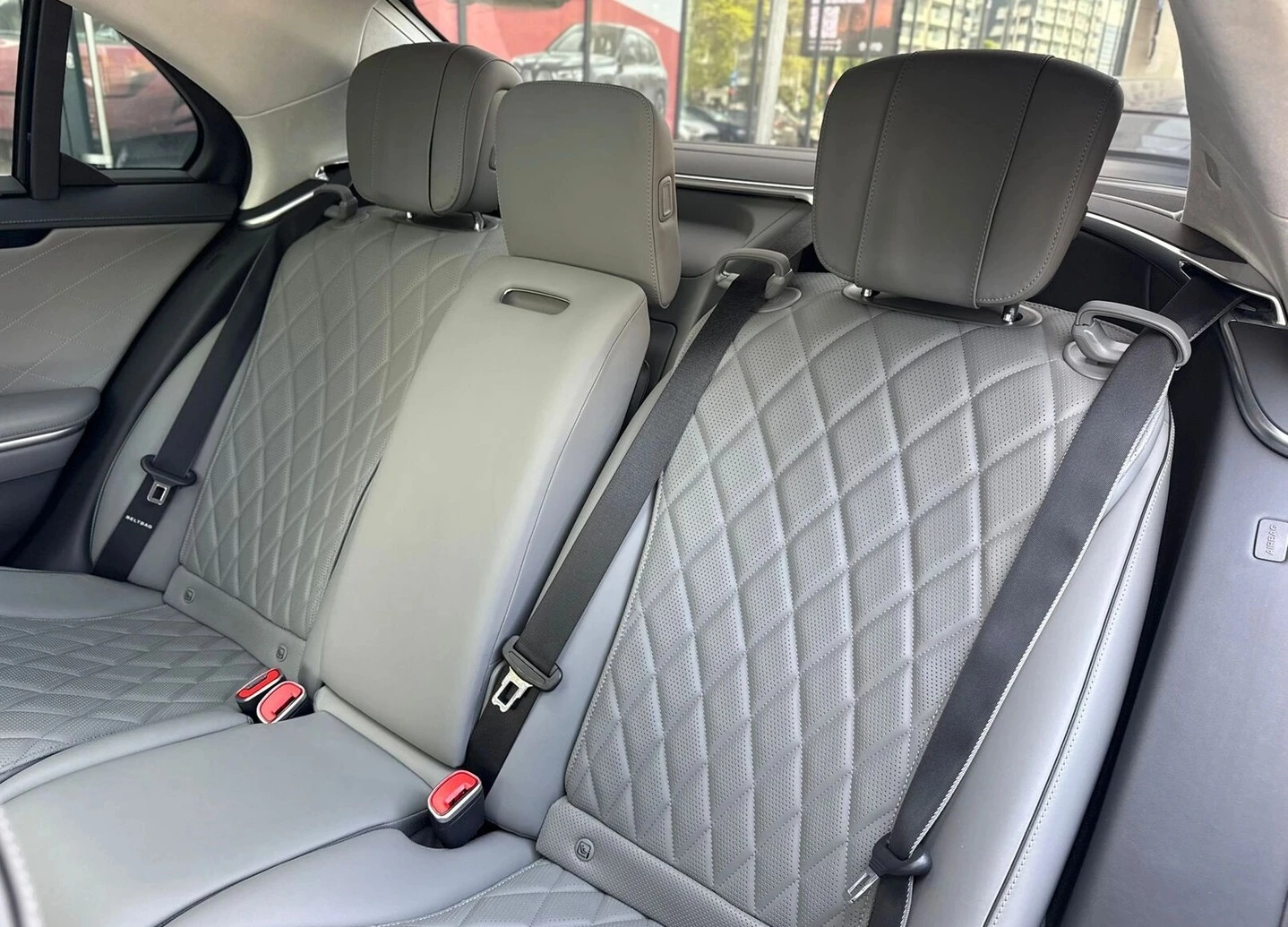 Mercedes-Benz S 580 e 4MATIC AMG-Line, снимка 9 - Автомобили и джипове - 56070167