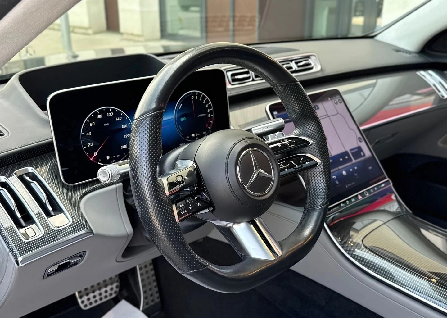 Mercedes-Benz S 580 e 4MATIC AMG-Line, снимка 7 - Автомобили и джипове - 56070167