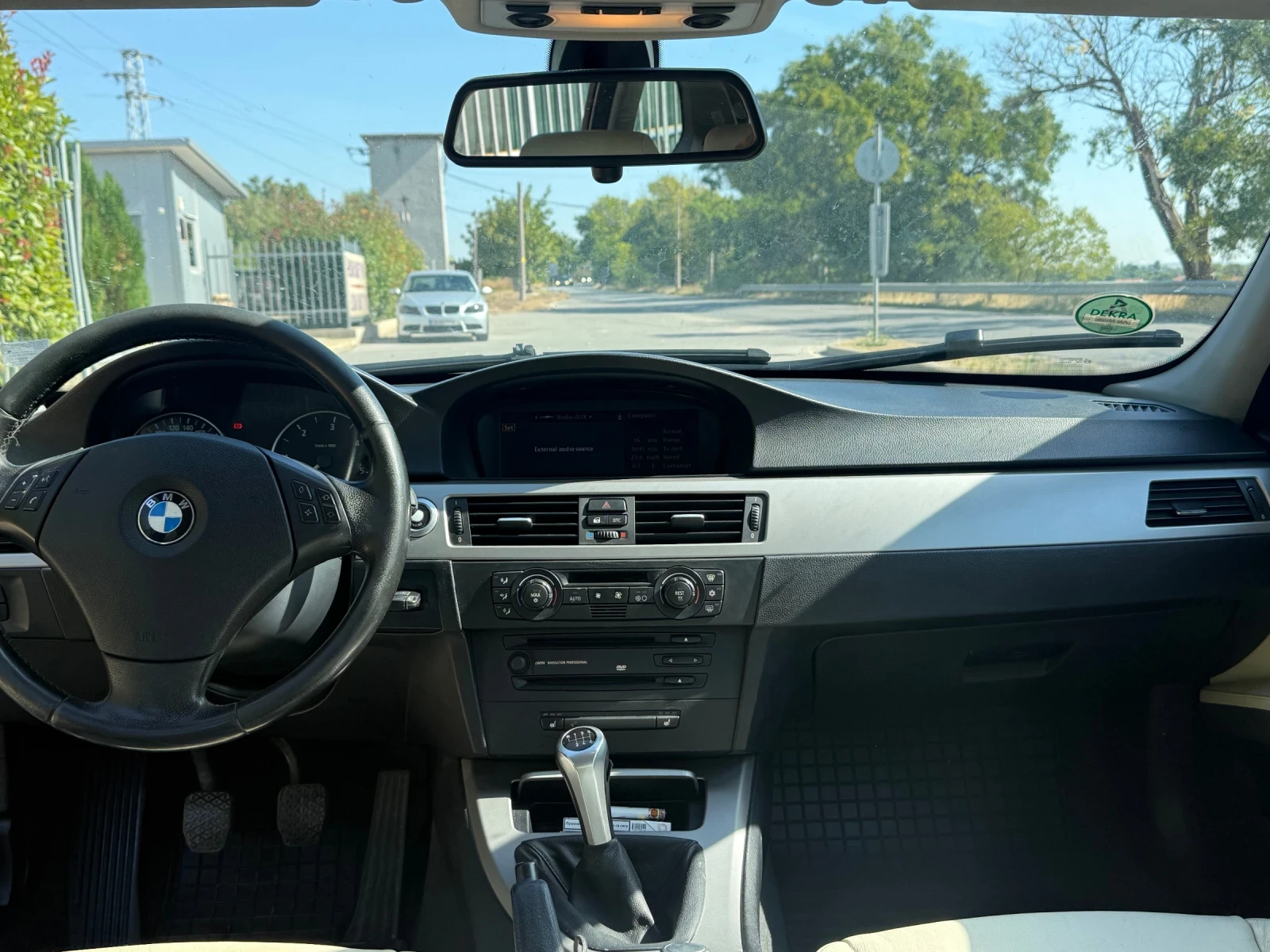 BMW 320, снимка 10 - Автомобили и джипове - 56172466