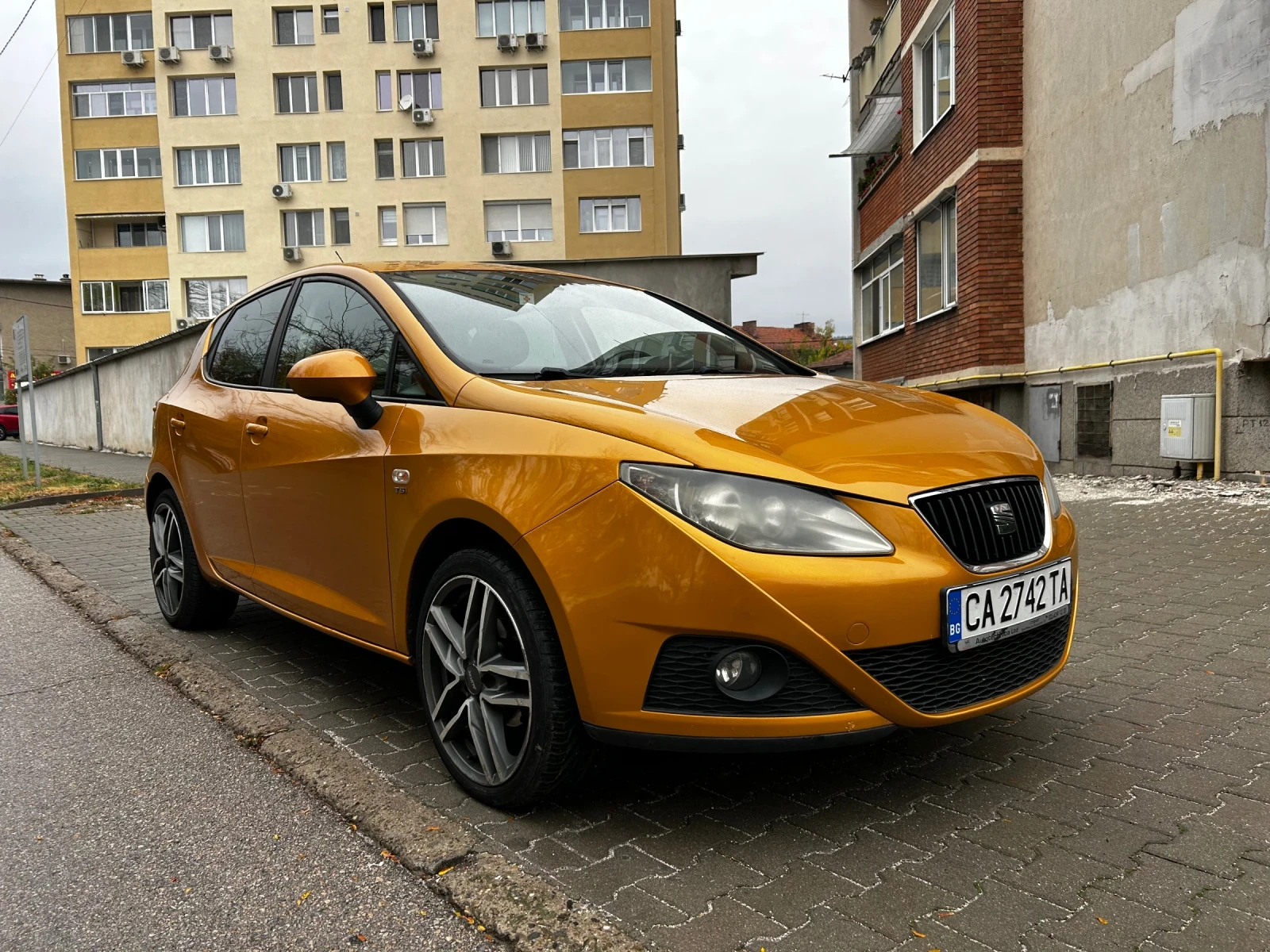 Seat Ibiza TSI, снимка 10 - Автомобили и джипове - 56746858
