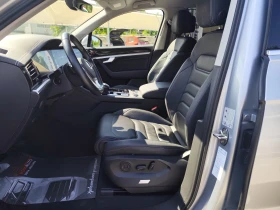 VW Touareg 3.0TDi* 4X4* VIRTUAL * ПОДГРЕВ*  LED* КОЖА* CARPLA, снимка 7