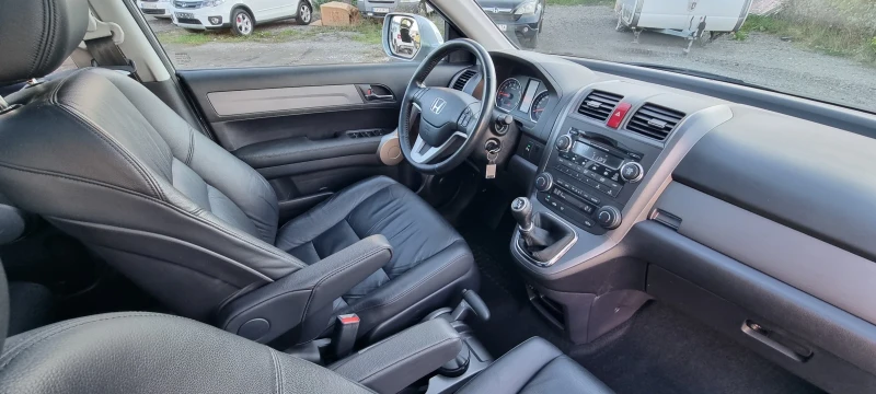 Honda Cr-v 2.0i 4x4 150k.c UNIKAT ITALIA , снимка 14 - Автомобили и джипове - 47582685