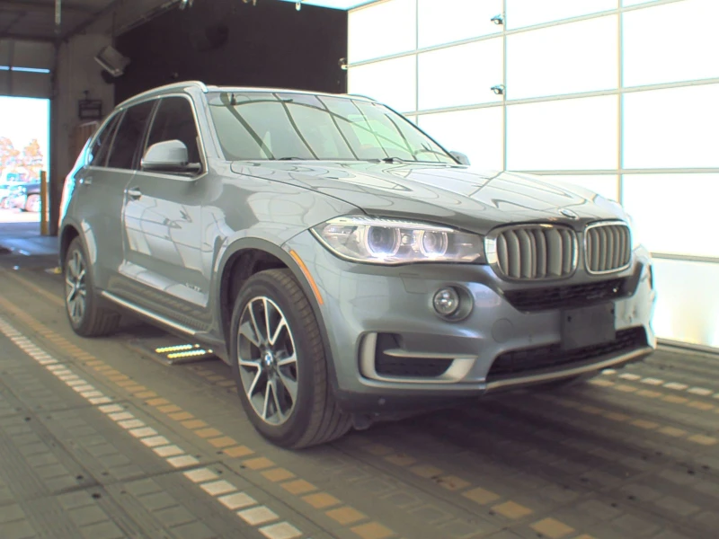 BMW X5 35i* ПОДГРЕВ* КАМЕРА* LANE* ASSIST* HARMON* KARDON, снимка 3 - Автомобили и джипове - 49456071