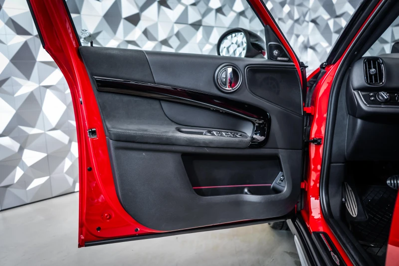 Mini Countryman SD* Camera* Harman Kardon, снимка 7 - Автомобили и джипове - 50345565