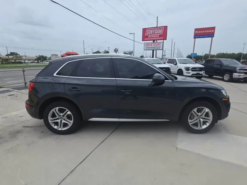 Audi Q5, снимка 8 - Автомобили и джипове - 50789300