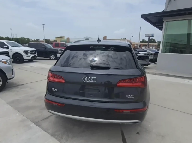 Audi Q5, снимка 5 - Автомобили и джипове - 50789300