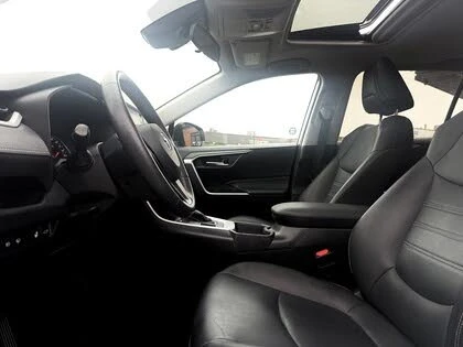 Toyota Rav4 * XLE* PREMIUM* BUY* NOW* , снимка 15 - Автомобили и джипове - 54068042