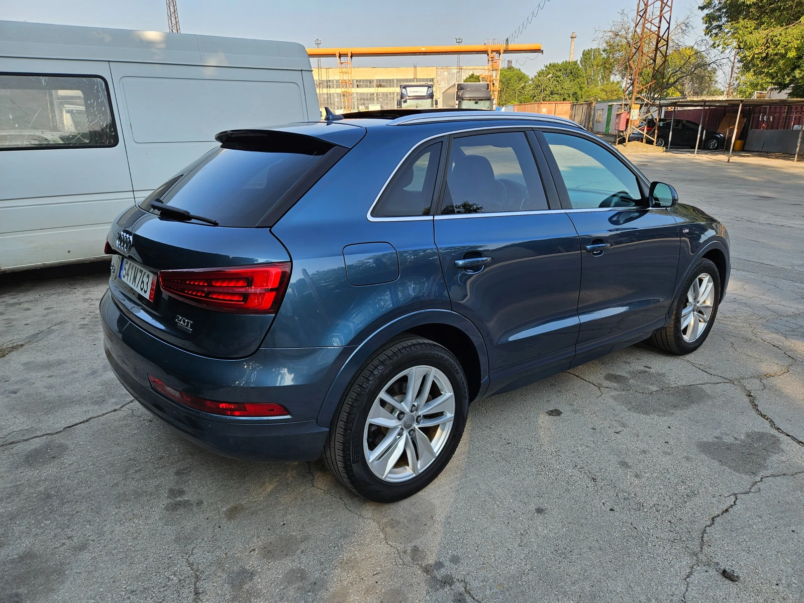 Audi Q3 2.0T quattro - изображение 6