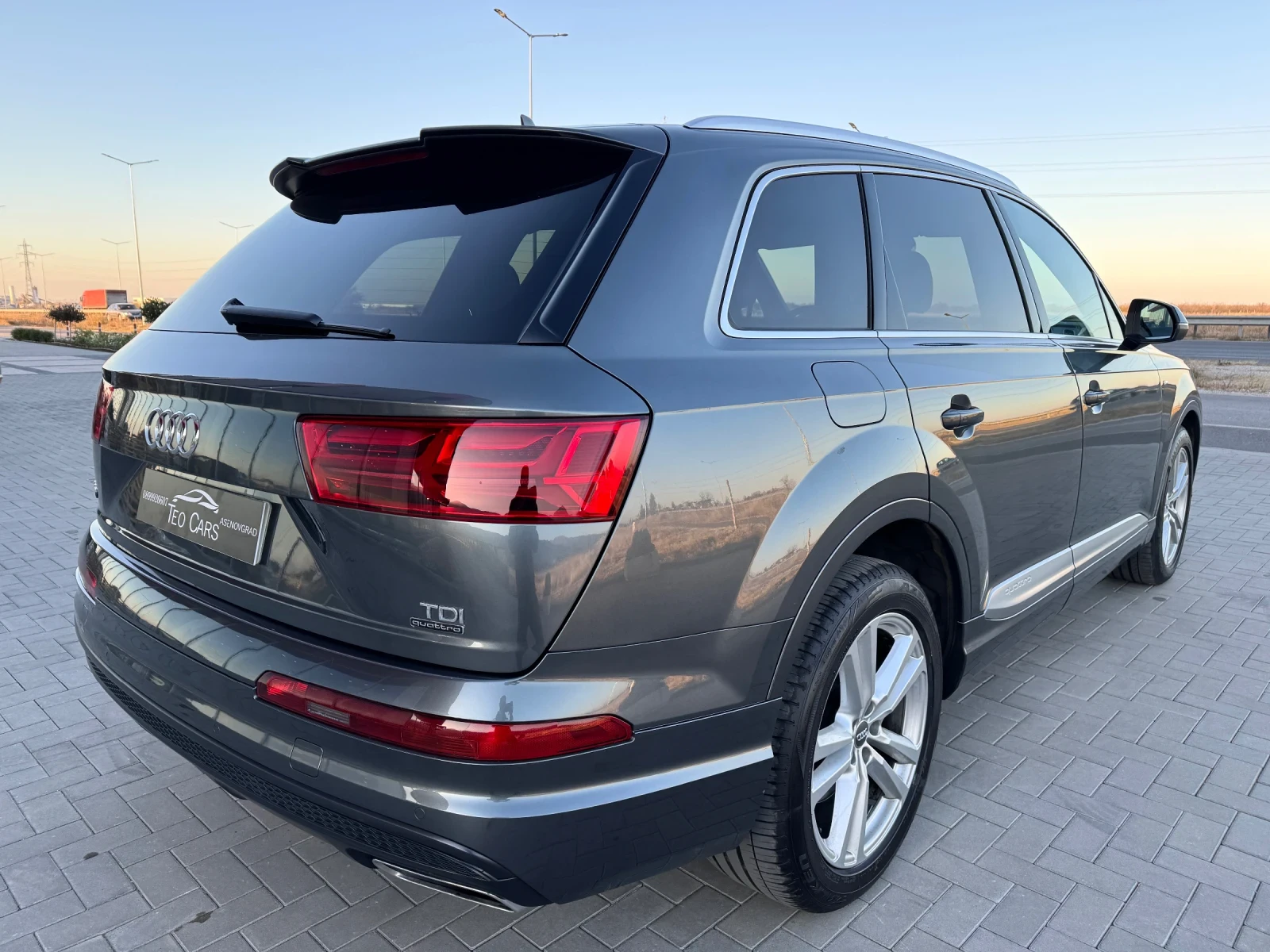 Audi Q7 3.0 TDI / S LINE / MATRIXXX / KOJA / 6+ 1 / EURO 6 - изображение 7